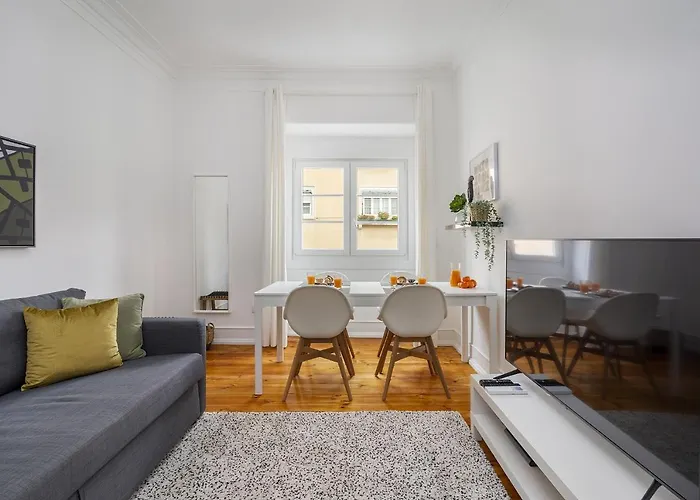 Whome Hideaway Family #2