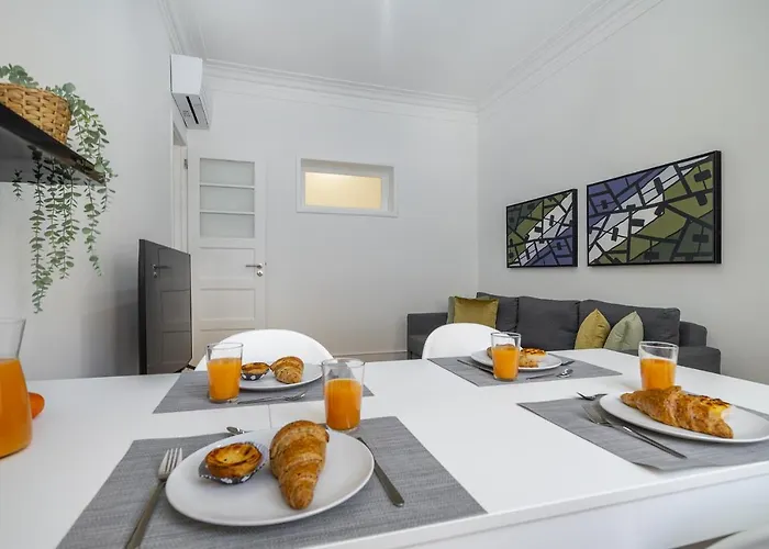 Whome Hideaway Family #2 *